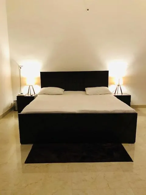 Tattva Luxurious Apartment Varanasi 0*,  India